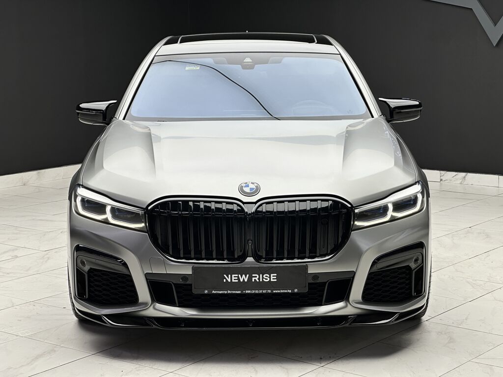 BMW 7 series: 2019 г., 6.6 л, Автомат, Бензин, Седан: фото 1