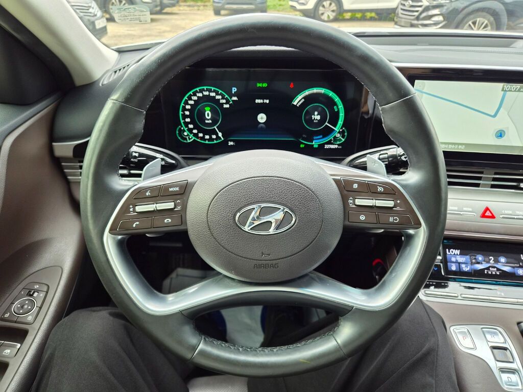 Hyundai Grandeur: 2020 г., 2.4 л, Автомат, Гибрид: фото 5