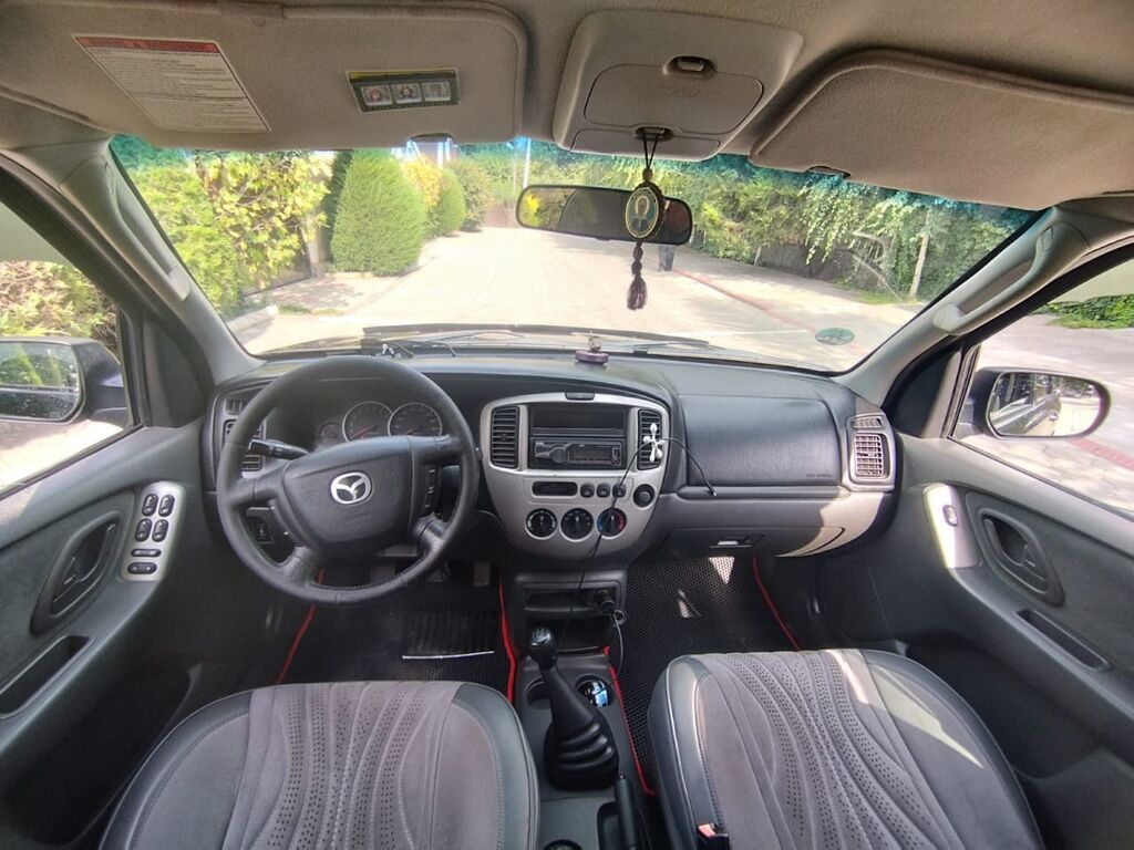 Mazda Tribute: 2003 г., Кроссовер: фото 5