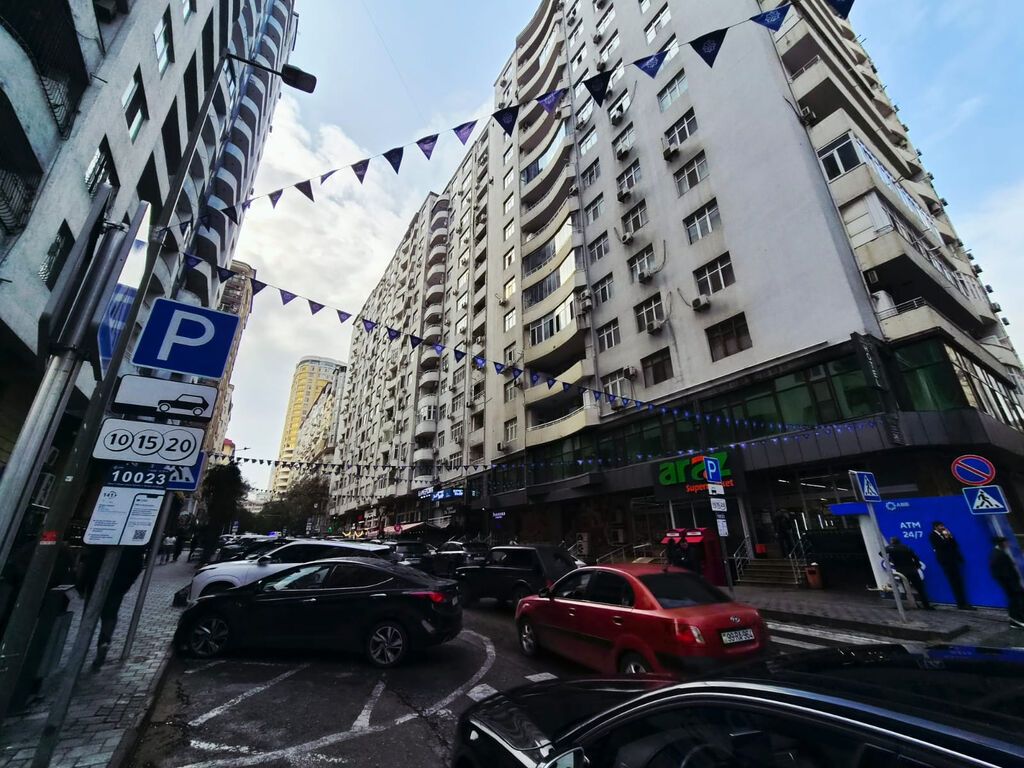 3 otaqlı, Yeni tikili, m. Nizami, 98 kv. m
