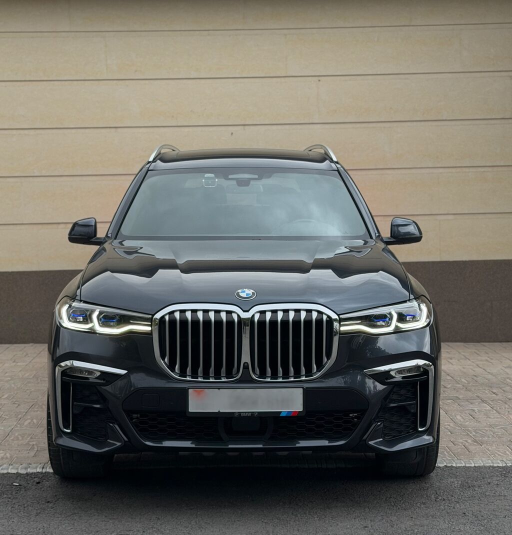 BMW X7: 2021 г., 3 л, Автомат, Бензин, Внедорожник: фото 2
