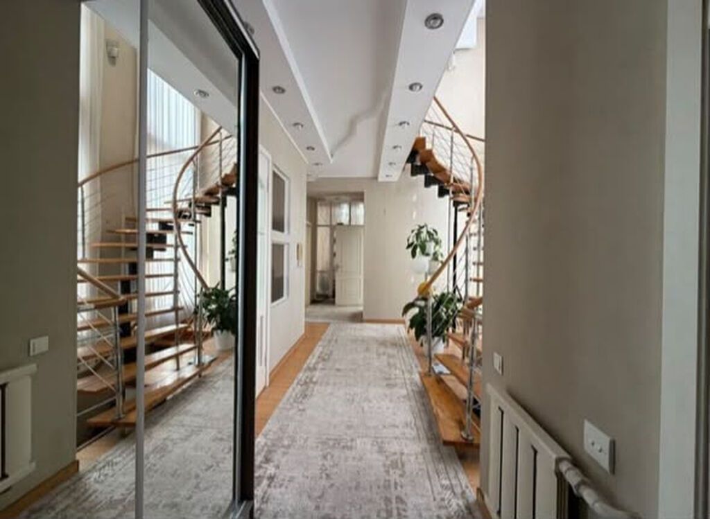 228 м², 6 комнат, Филармония: фото 2