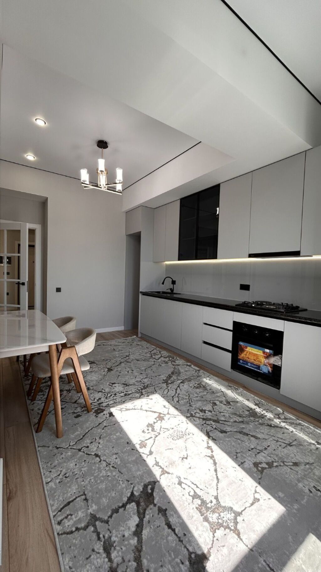 2 комнаты, 77 м², Гоин Элитка, 11 этаж, Дизайнерский ремонт: фото 7