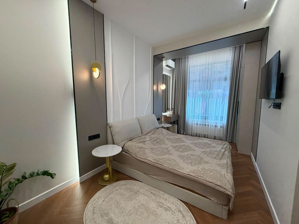 3 комнаты, 75 м², Асанбай мкр Элитка, 1 этаж, Дизайнерский ремонт: фото 1