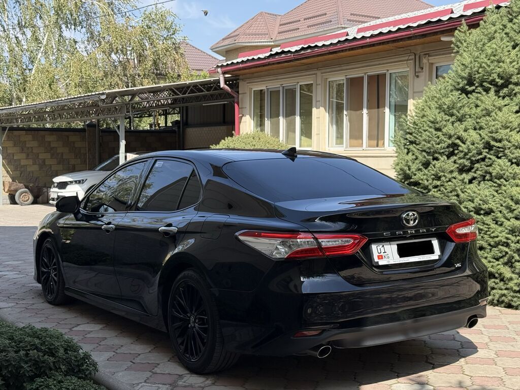 Toyota Camry: 2018 г., 3.5 л, Автомат, Бензин, Седан: фото 6