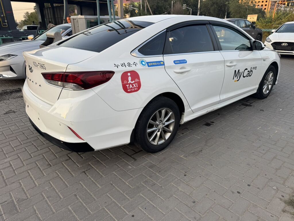 Hyundai Sonata: 2019 г., 2 л, Автомат, Газ, Седан: фото 5