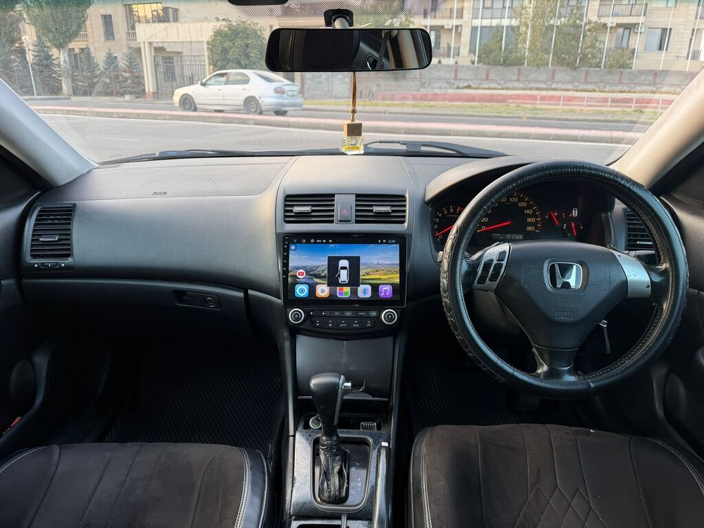 Honda Accord: 2003 г., 2.4 л, Автомат, Бензин, Седан: фото 4