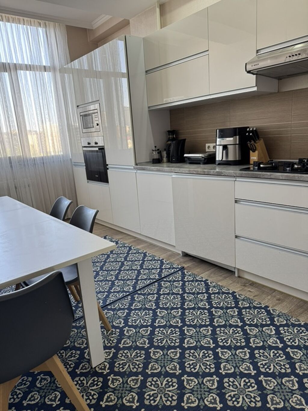 2 комнаты, 86 м², 4 этаж, Дизайнерский ремонт: фото 6