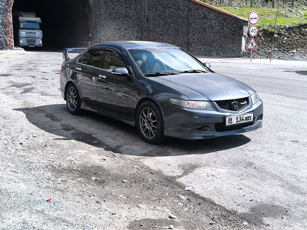 Honda Accord: 2003 г., 2.4 л, Механика, Бензин, Седан — фото 7