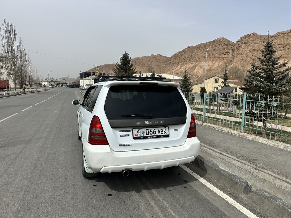 Subaru Forester: 2002 г., 2 л, Автомат, Бензин, Универсал: фото 4