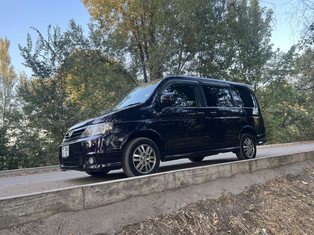 Honda Stepwgn: 2004 г., 0.2 л, Автомат, Газ, Минивэн: фото 2