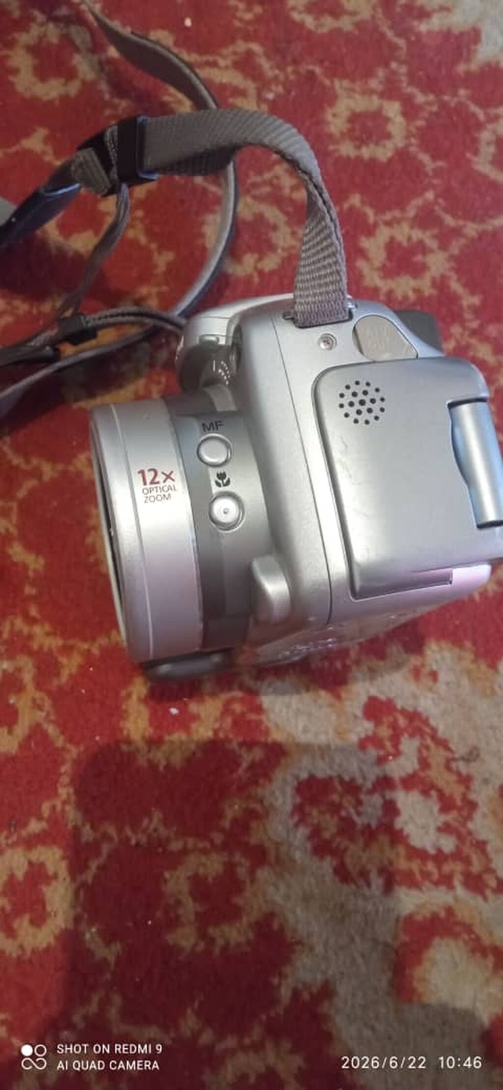 Цифровая камера Canon PowerShot S2 IS (серебристая) - Матрица 5.0 Мп: фото 3