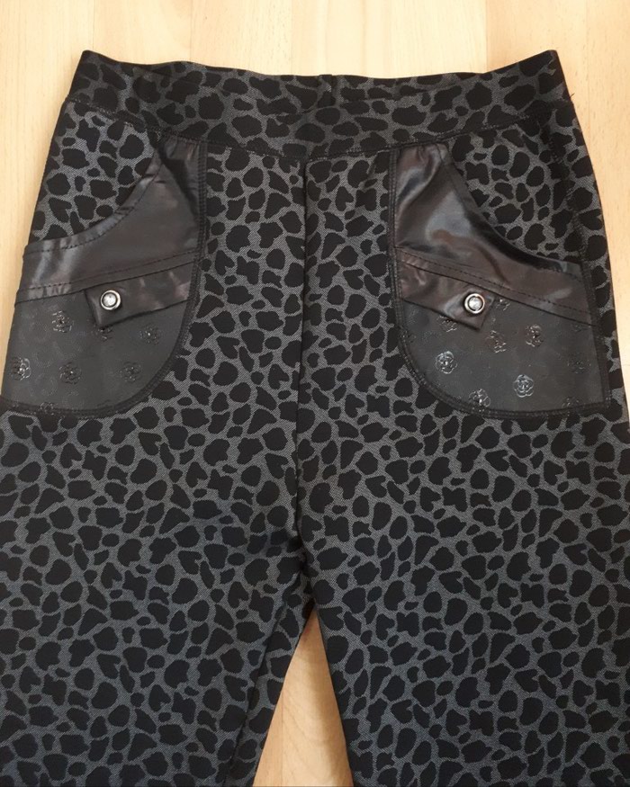 Ženske pantalone: Prelepe helanke termo, nove! Nikad nosene, odgovaraju br. M. na lalafo.rs Prelepe helanke termo, nove! Nikad nosene, odgovaraju br. M. - Jagodina