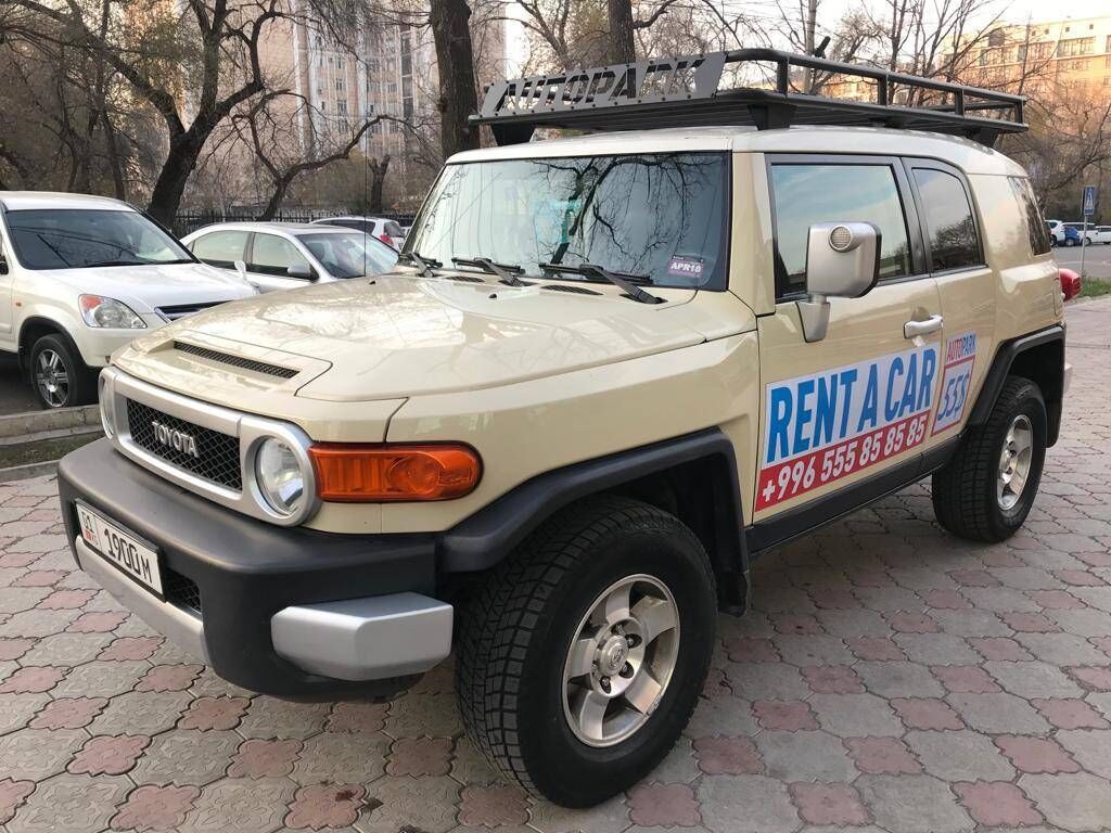 Авто на прокат - Toyota FJ-Cruiser: 70 USD ᐈ Легковой транспорт | Бишкек |  71222958 ➤ lalafo.kg