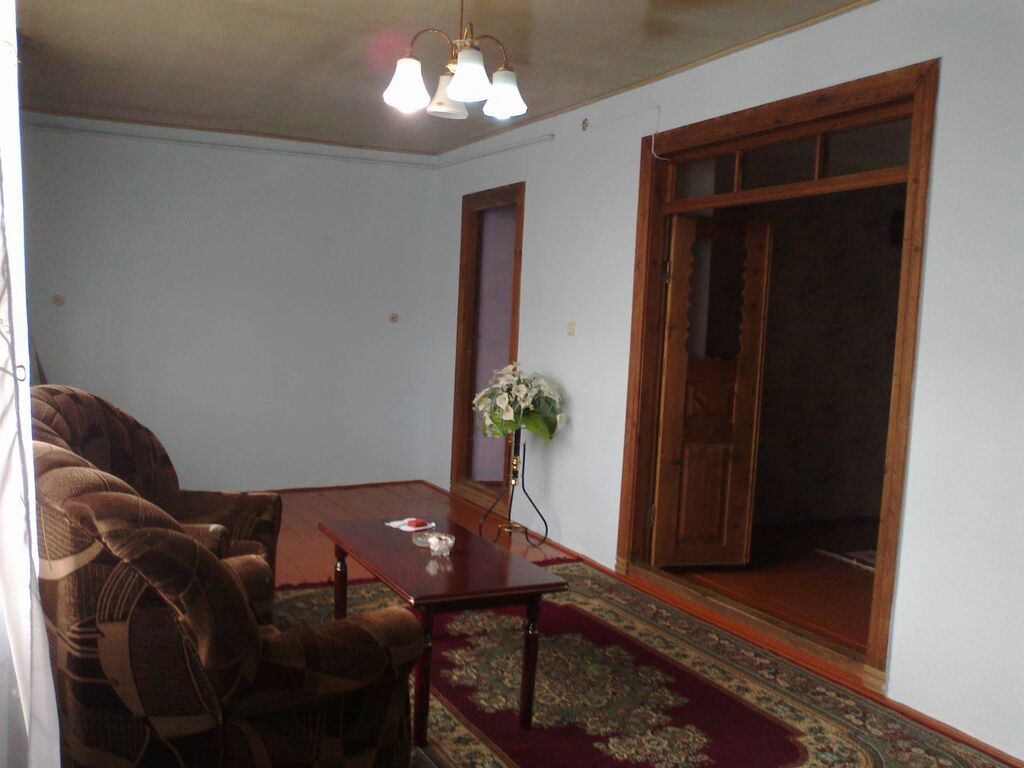 4 otaqlı, 71 kv. m, Təmirsiz