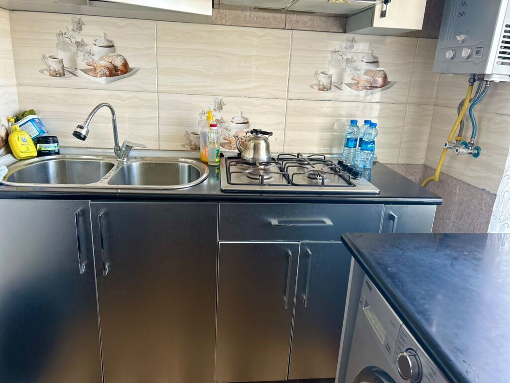 Bakı, Əhmədli, 3 otaqlı, Köhnə tikili, m. Əhmədli, 58 kv. m