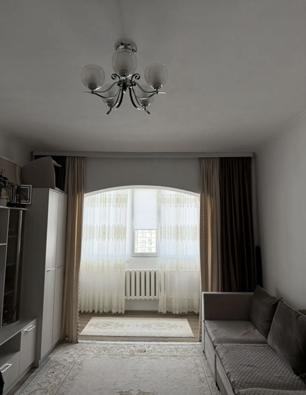 1 комната, 45 м², 12 мкр 106 серия, 6 этаж, Евроремонт: фото 1
