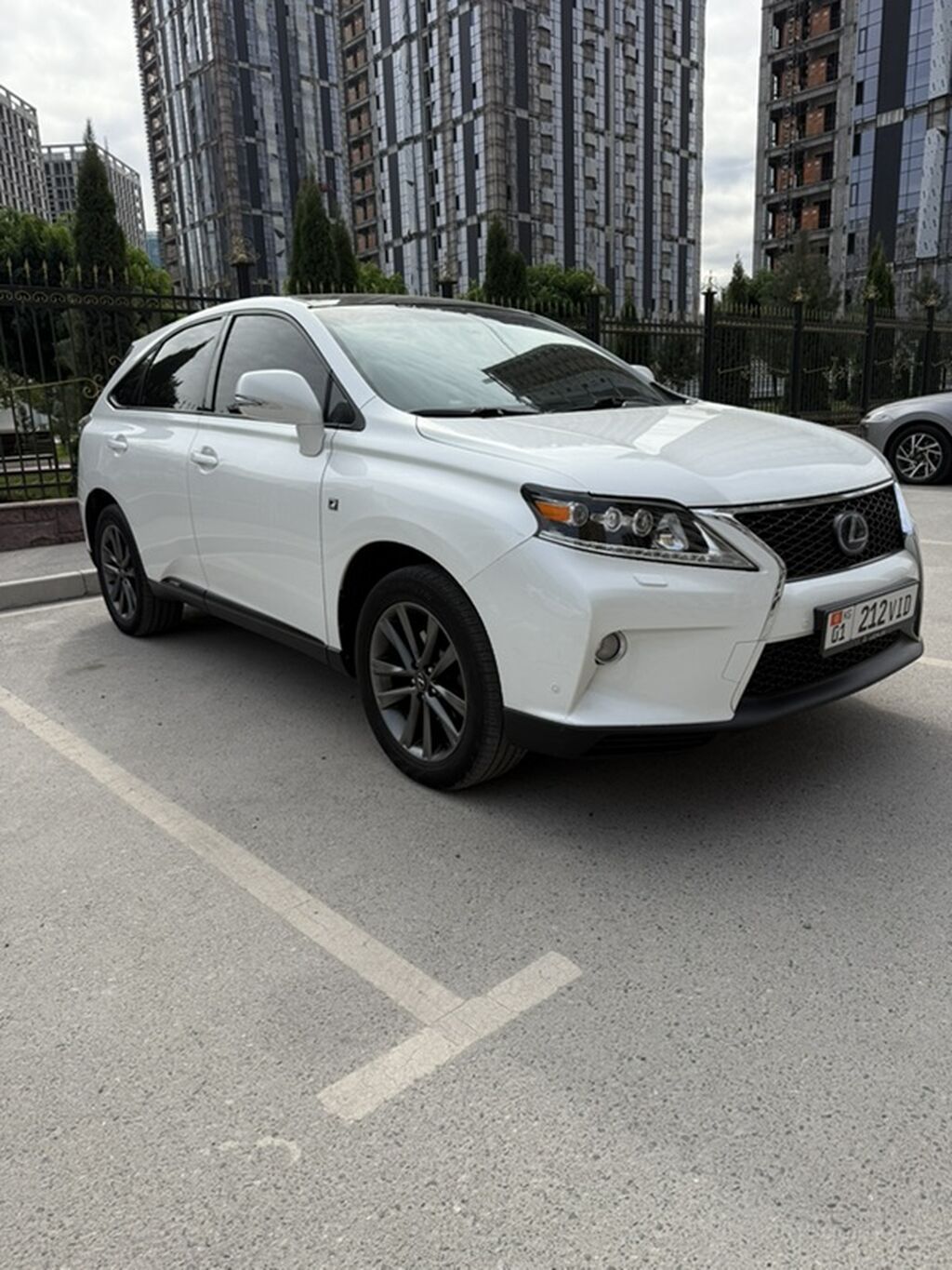 Lexus RX: 2012 г., 3.5 л, Гибрид, Кроссовер: фото 5