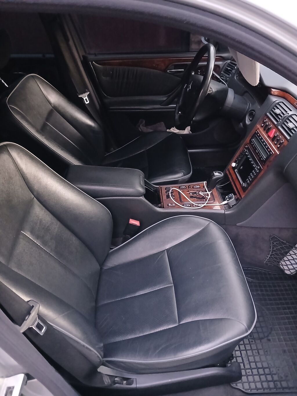 Mercedes-Benz E-Class: 2001 г., Автомат, Бензин, Седан: фото 6