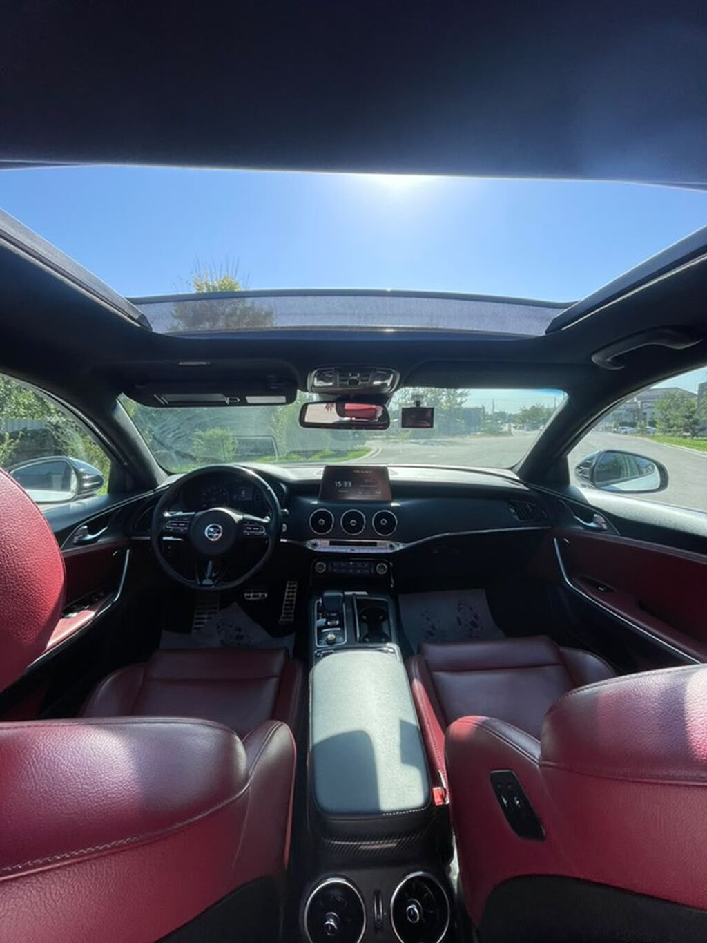 Kia Stinger: 2019 г., 2 л, Автомат, Бензин, Фастбек: фото 8