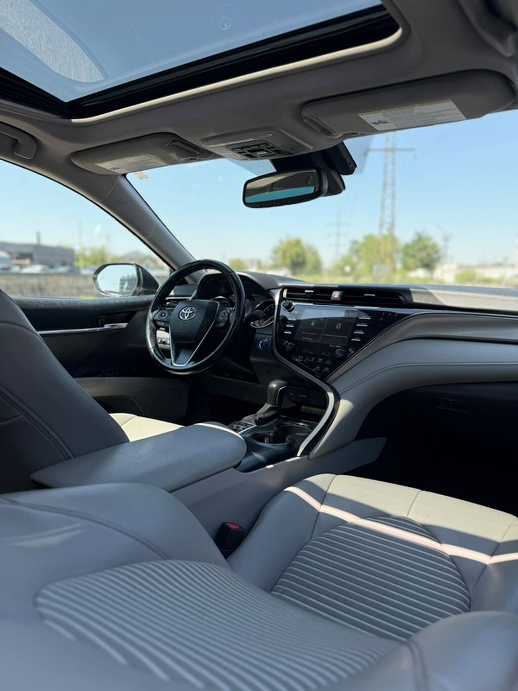 Toyota Camry: 2020 г., Седан: фото 8