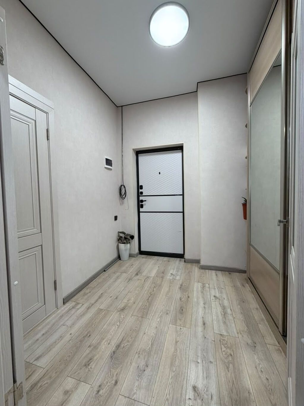 2 комнаты, 56 м², 12 мкр Элитка, 11 этаж, Свежий ремонт: фото 3