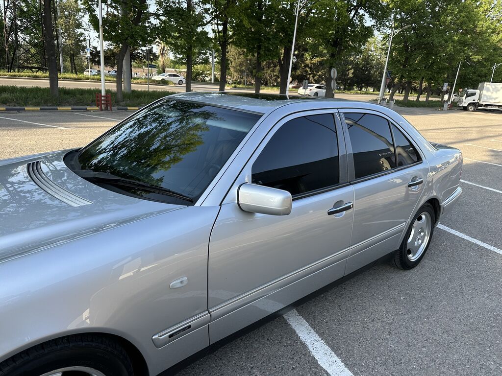 Mercedes-Benz E-Class: 1998 г., 3.2 л, Автомат, Бензин, Седан: фото 8