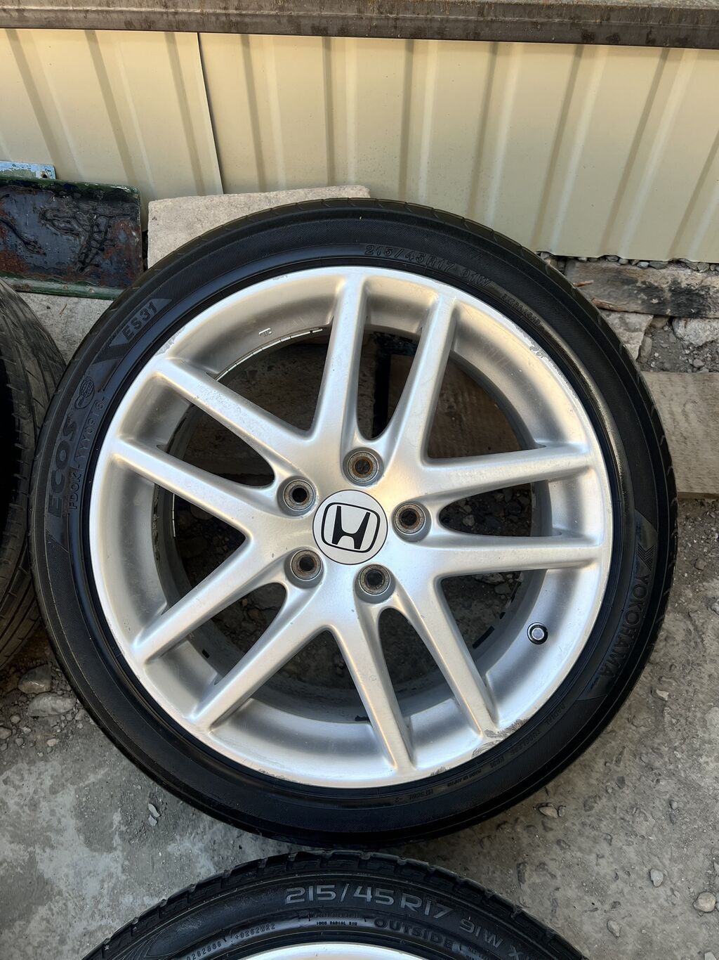 Колеса в сборе 215 / 45 / R 17, Лето, Б/у, Комплект, Легковые, Литые, отверстий - 5: фото 5