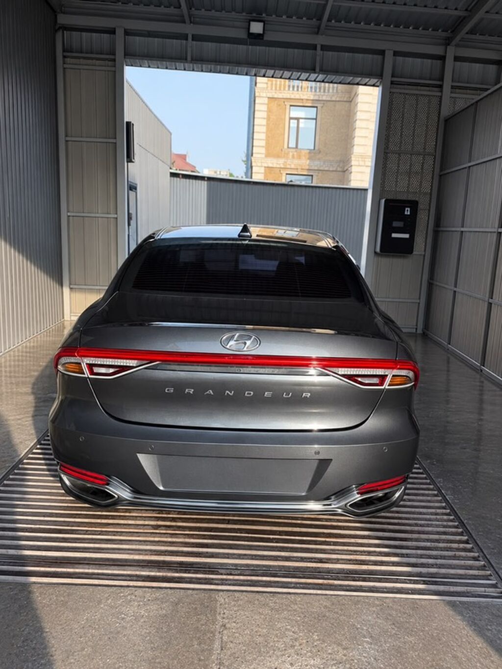 Hyundai Grandeur: 2020 г., 2.5 л, Автомат, Бензин, Седан: фото 1