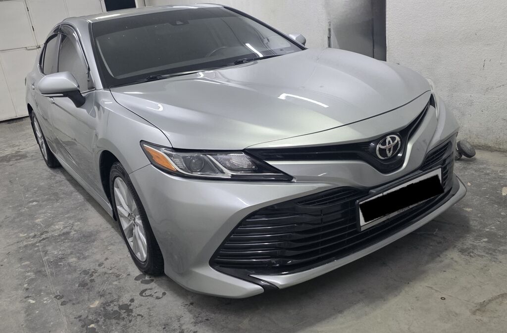 Toyota Camry: 2019 г., 2.5 л, Автомат, Бензин, Седан — фото 4