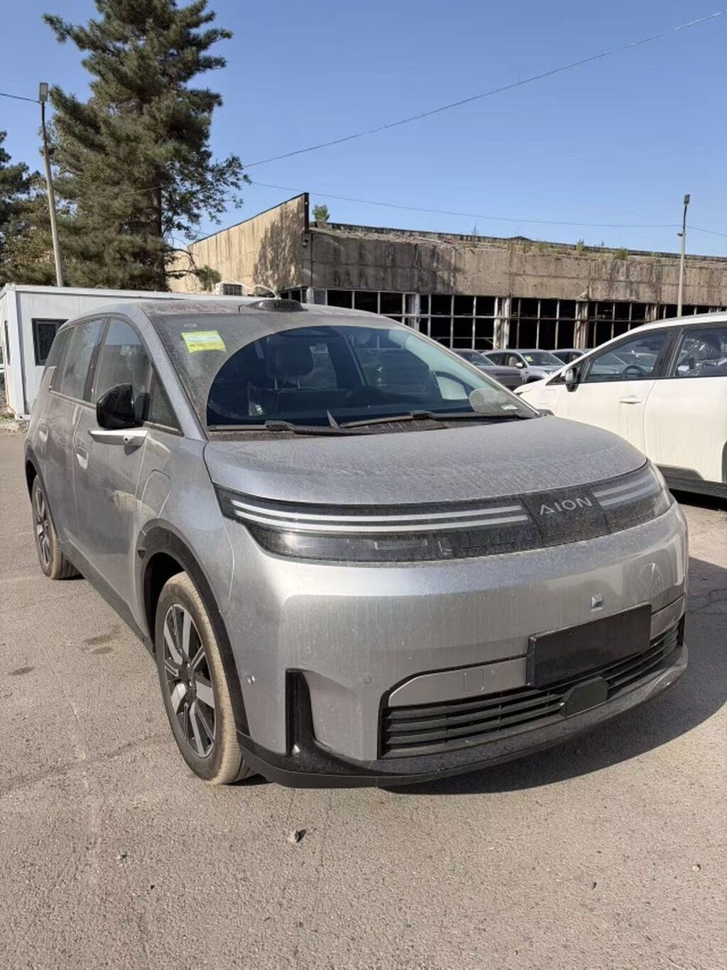 Aion – электрический кросс‑вэн/MPV современного дизайна. Кузов и: фото 2