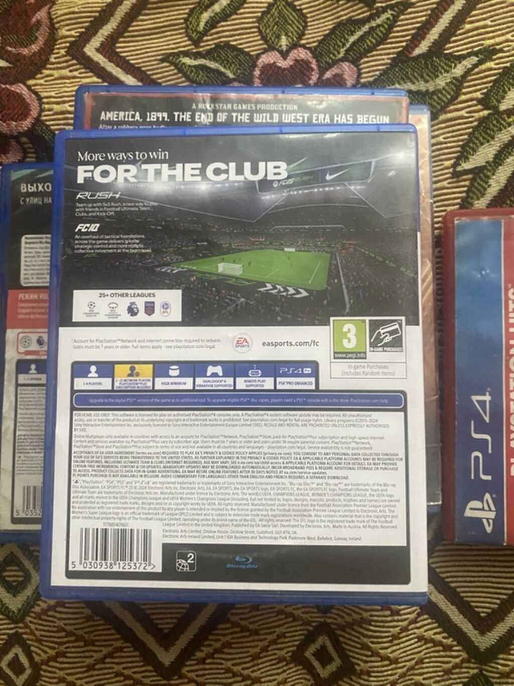 EA Sports FC 25 — диск для PlayStation 4 (Blu‑ray) в фирменном синем: фото 3