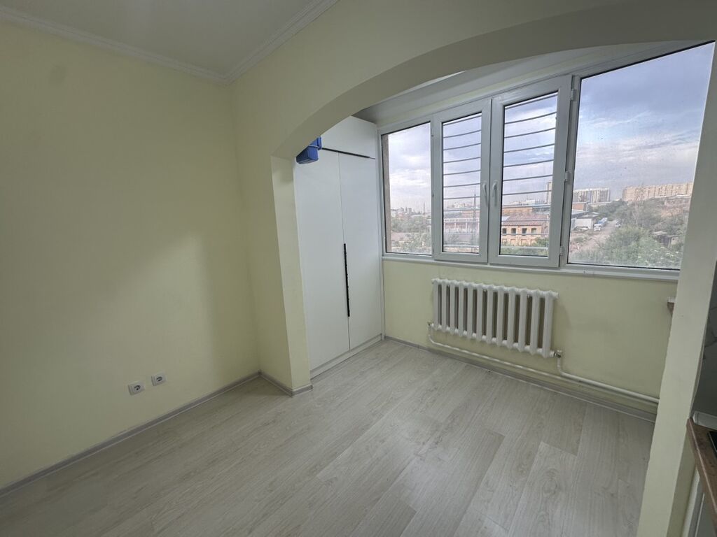 1 комната, 44 м², ул. Калык Акиева 5 этаж, Свежий ремонт: фото 2