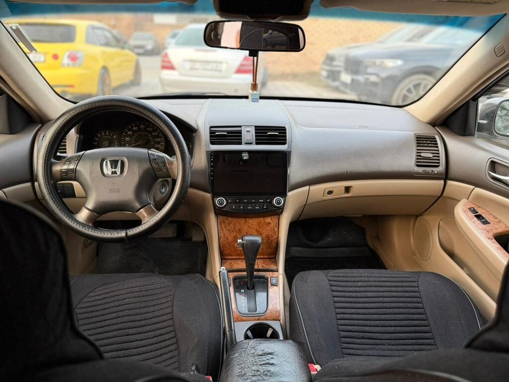 Honda Accord: 2004 г., 2.4 л, Автомат, Бензин, Седан: фото 6