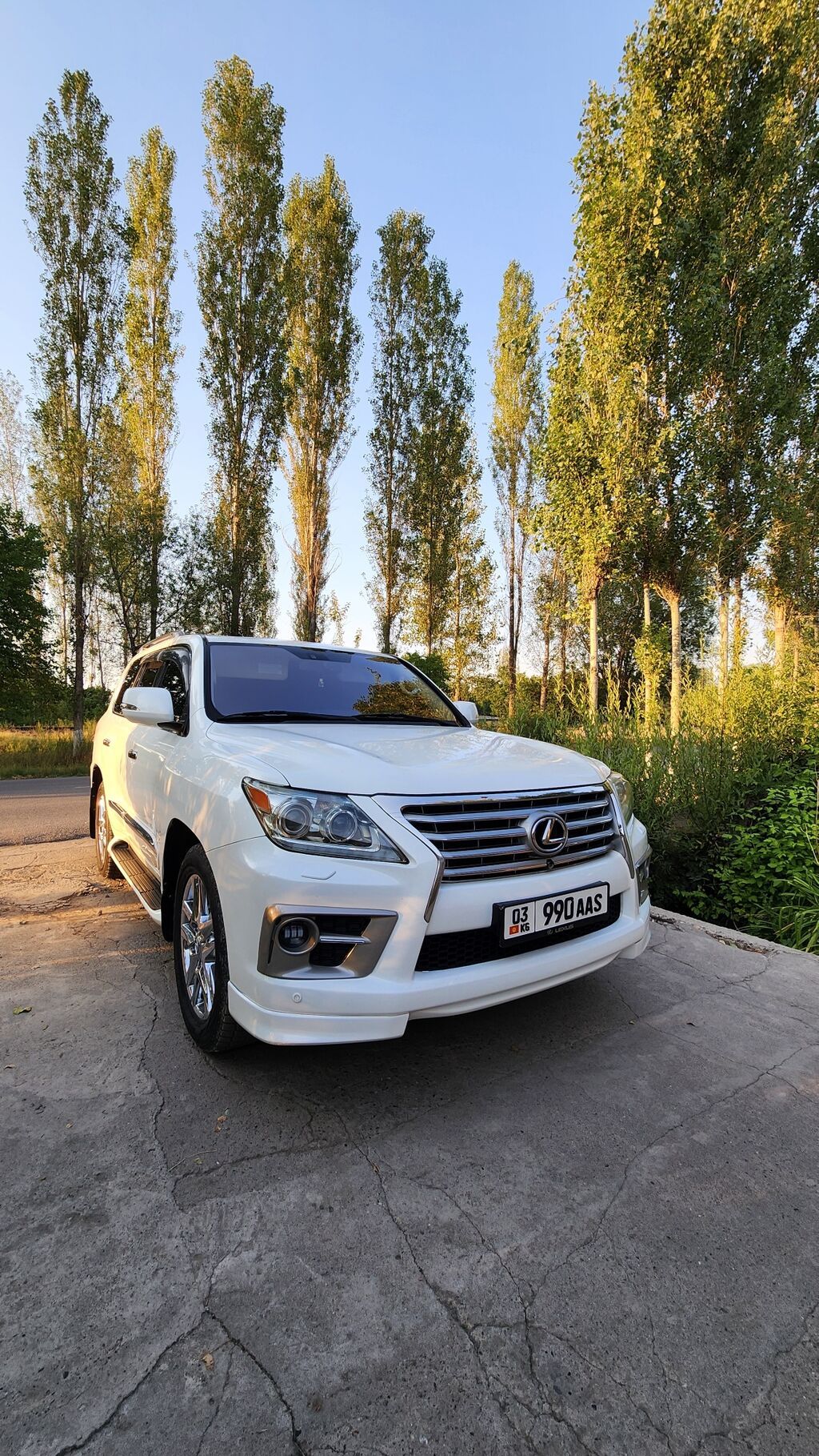 Lexus LX: 2012 г., Автомат, Внедорожник: фото 6
