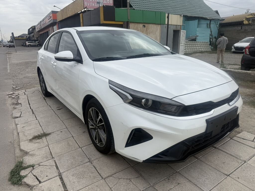 Kia K3: 2022 г., 1.6 л, Вариатор, Бензин, Седан: фото 3
