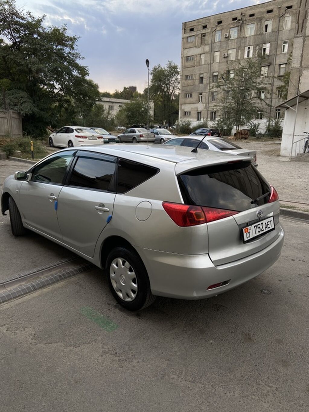 Toyota Caldina: 2003 г., 1.8 л, Автомат, Бензин, Универсал: фото 3