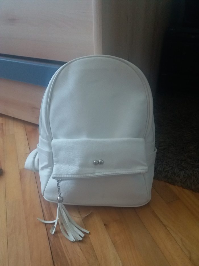 Ostalo: Beli ranac na lalafo.rs Beli ranac - Gornji Milanovac