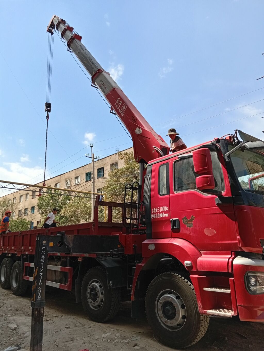 Автомобиль с краново-манипуляторной установкой (КМУ) на шасси SHACMAN: фото 5