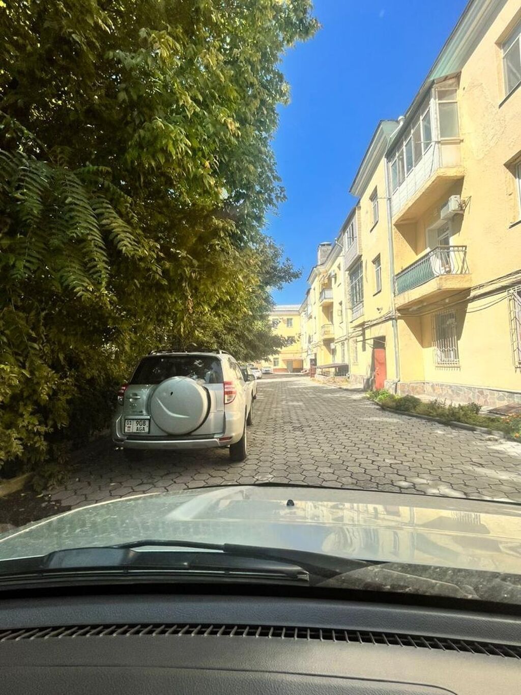 3 комнаты, 95 м², Сталинка, 3 этаж, Косметический ремонт: фото 6