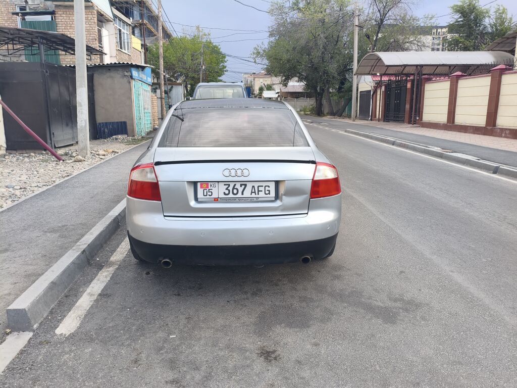 Audi A4: 2002 г., 3 л, Автомат, Бензин, Седан: фото 4