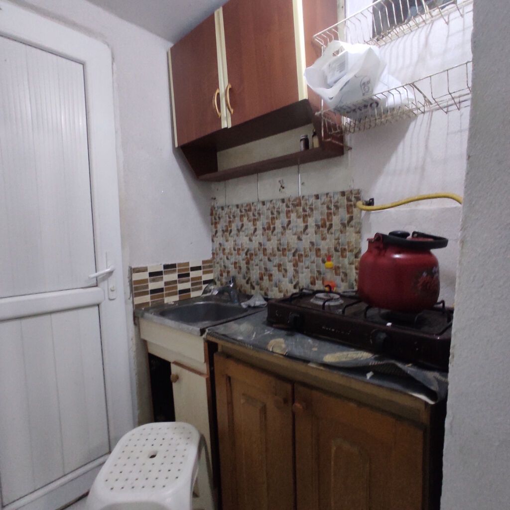 35 kv. m, 1 otaqlı, Su, Telefon, İnternet