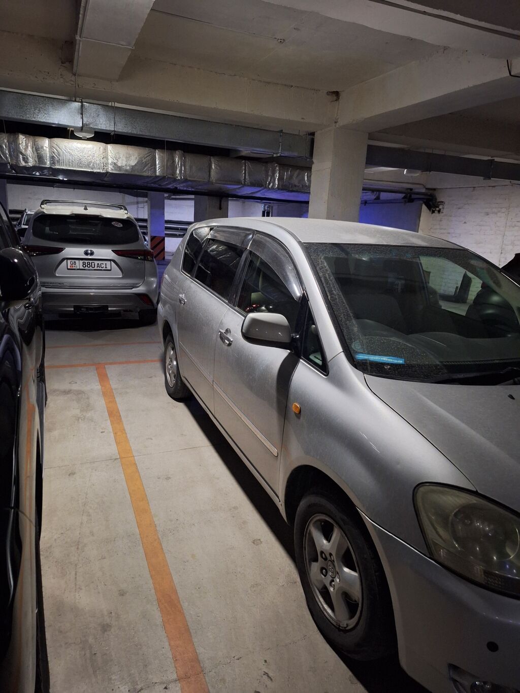 Toyota Ipsum: 2003 г., 2.4 л, Автомат, Бензин, Минивэн: фото 3