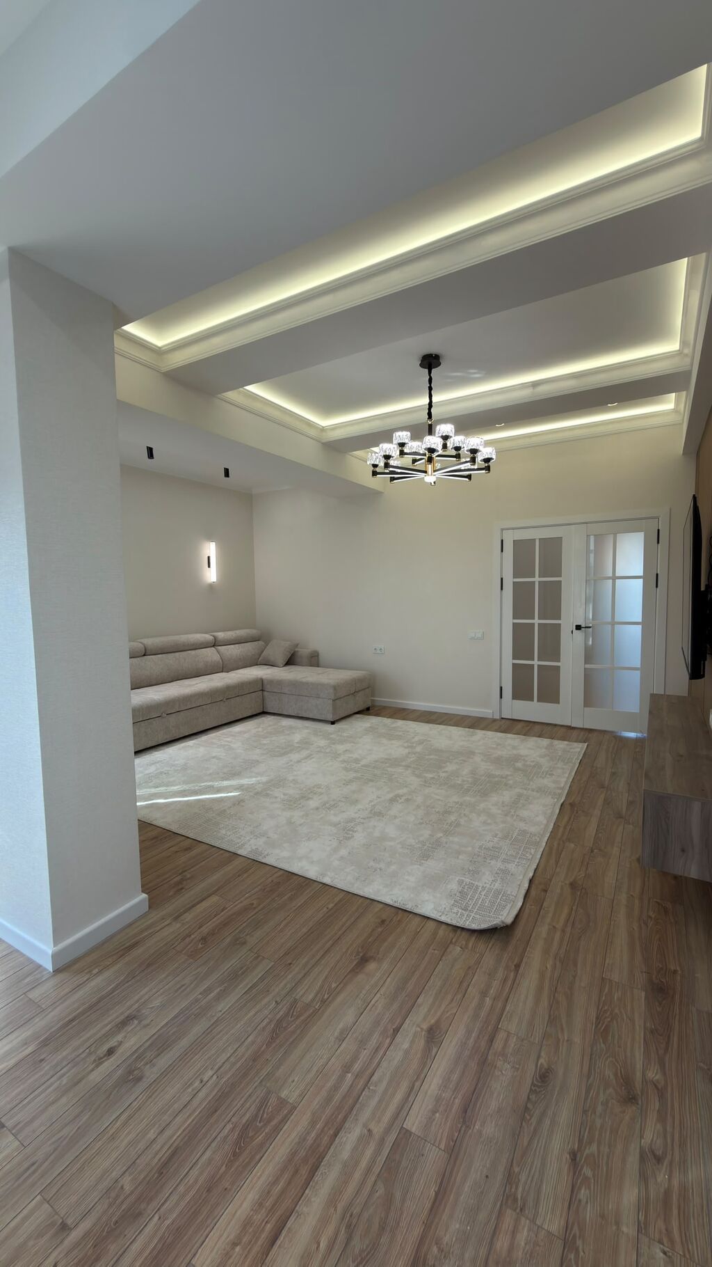 3 комнаты, 100 м², БГУ Элитка, 7 этаж, Дизайнерский ремонт: фото 2
