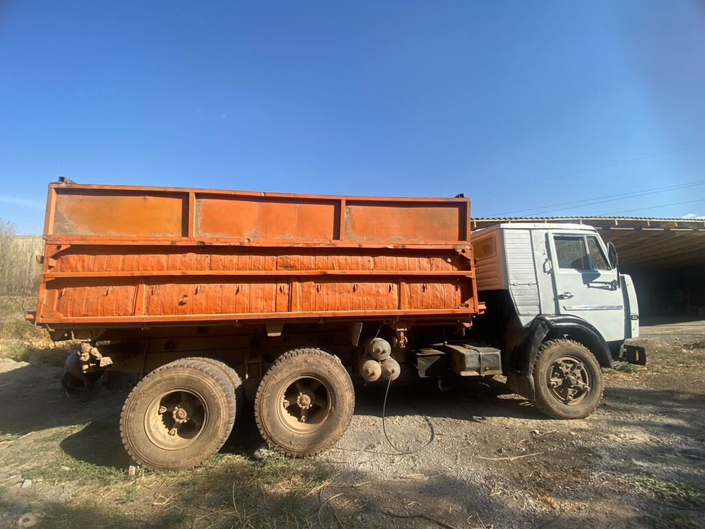 Самосвал КАМАЗ, классический капотный грузовик Основные: фото 3