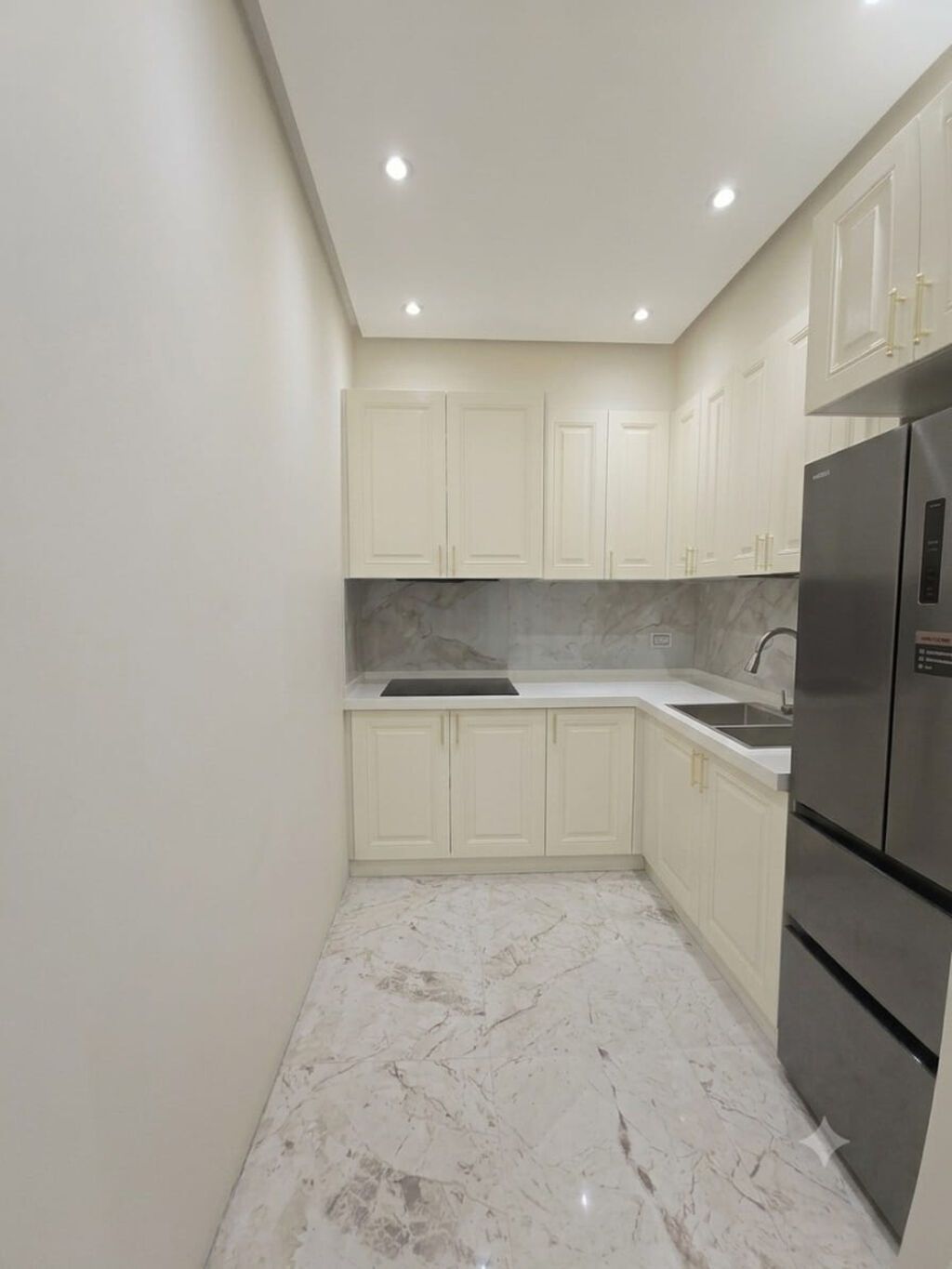 Ağ şəhər, 2 otaqlı, Yeni tikili, m. Xətai, 74 kv. m