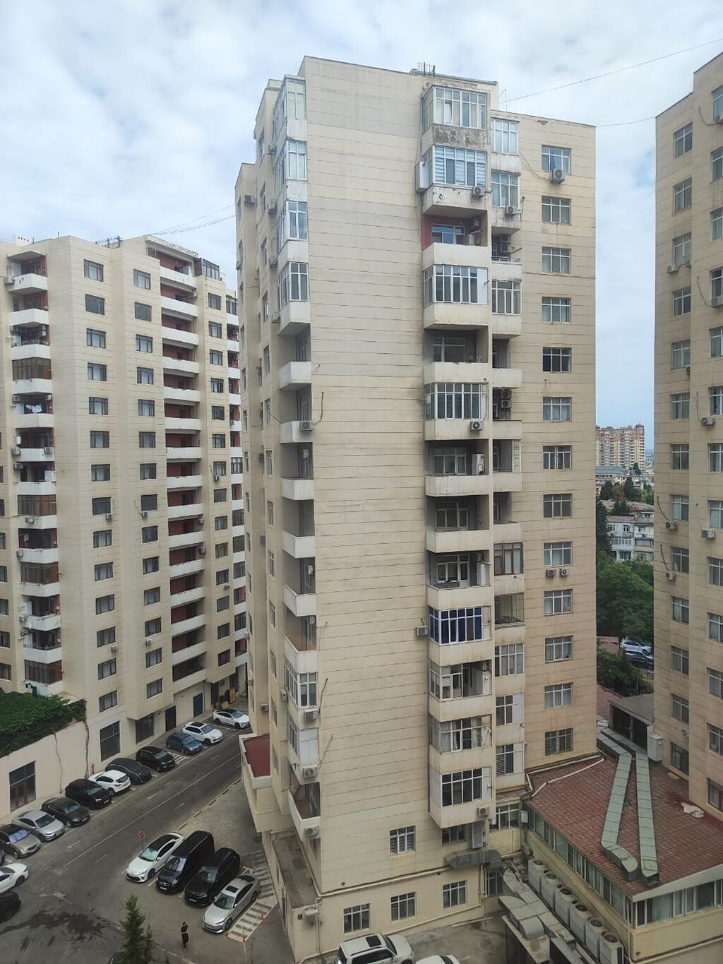 🏠 İCARƏYƏ VERİLİR | 3 OTAQLI YENİ TİKİLİ 📍 Ünvan: Zahid Xəlilov