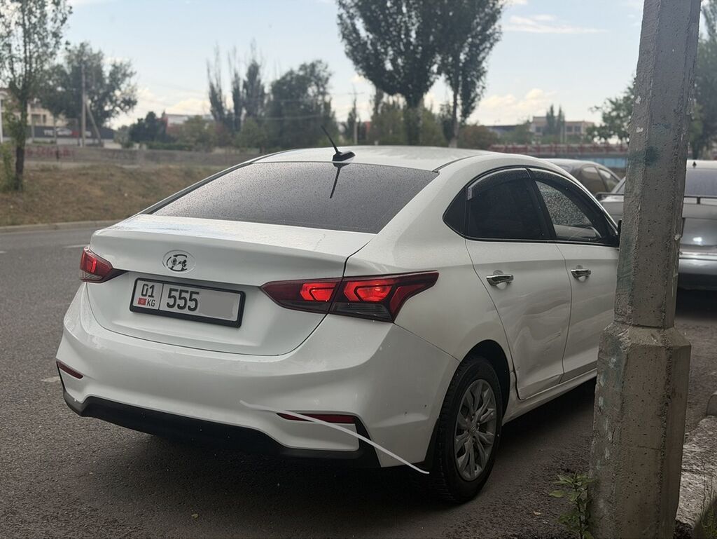 Hyundai Solaris: 2017 г., Автомат, Бензин, Седан: фото 4