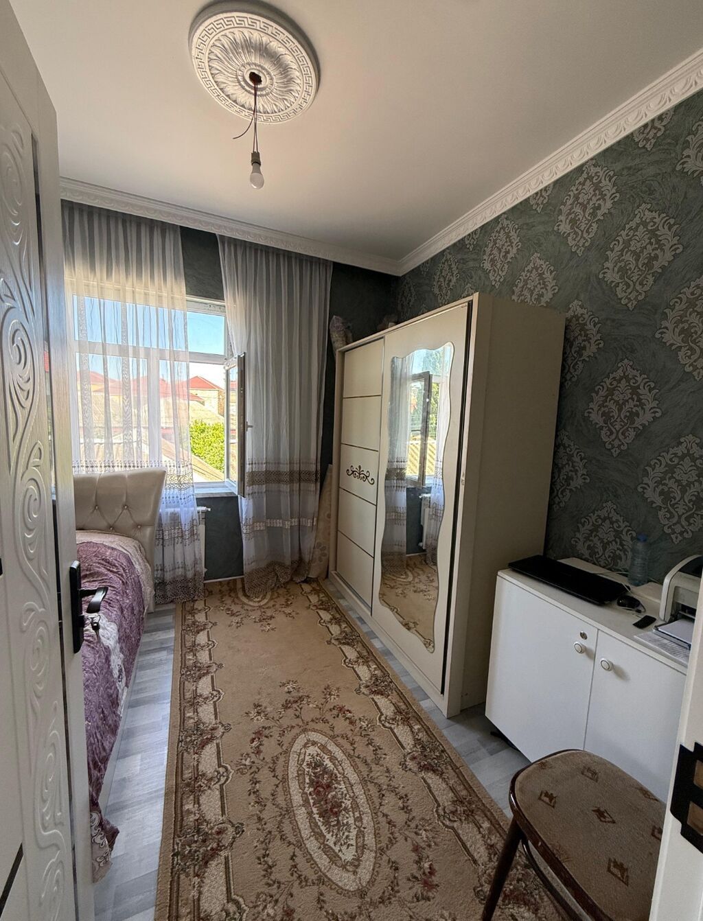 Mebel və texnika ilə tam təchiz olunmuş 4otaqlı iki mərtəbə kalidor