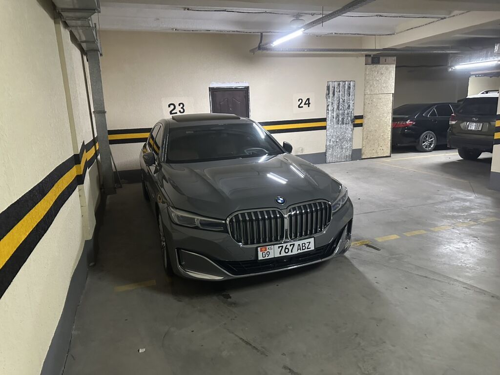 BMW 7 series: 2021 г., Гибрид, Седан: фото 1